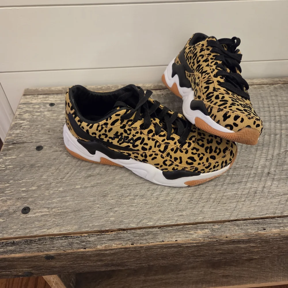 Leopard Print Women's Fashion Sneakers - Black & Tan